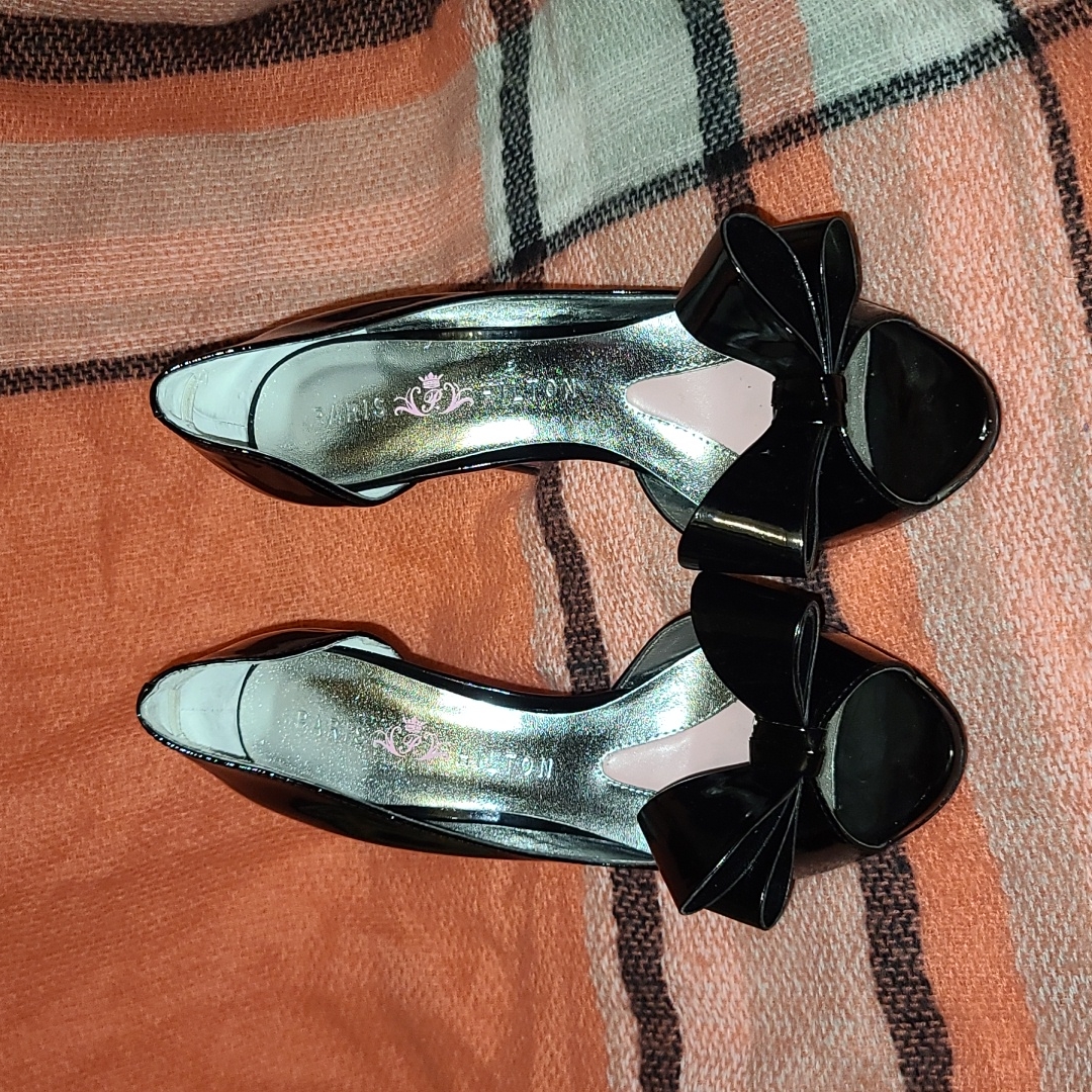 Paris Hilton Pumps